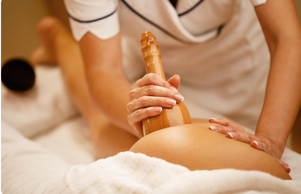sandra-gaffie-medecine-traditionnelle-chinoise-massage-ventouse-bambou
